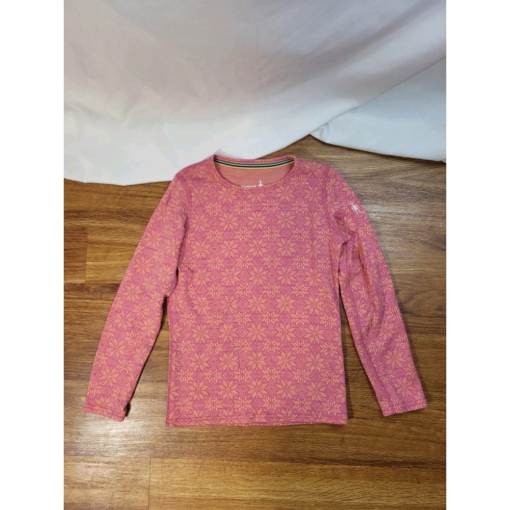 Smartwool Size M Pink Snowflake Long Sleeve Base Layer Top